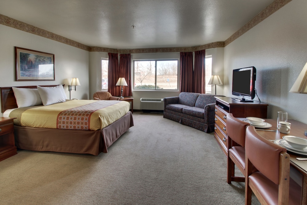 All Towne Suites 32/54