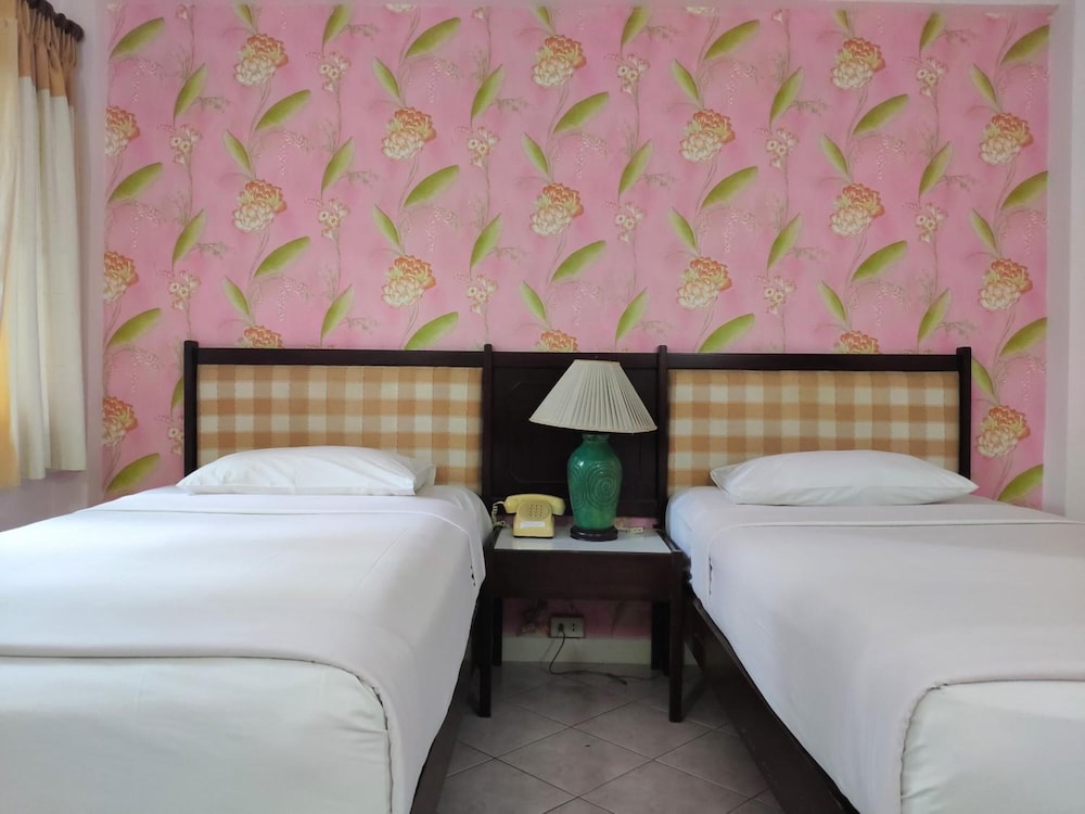 Changpuak Hotel 17/53