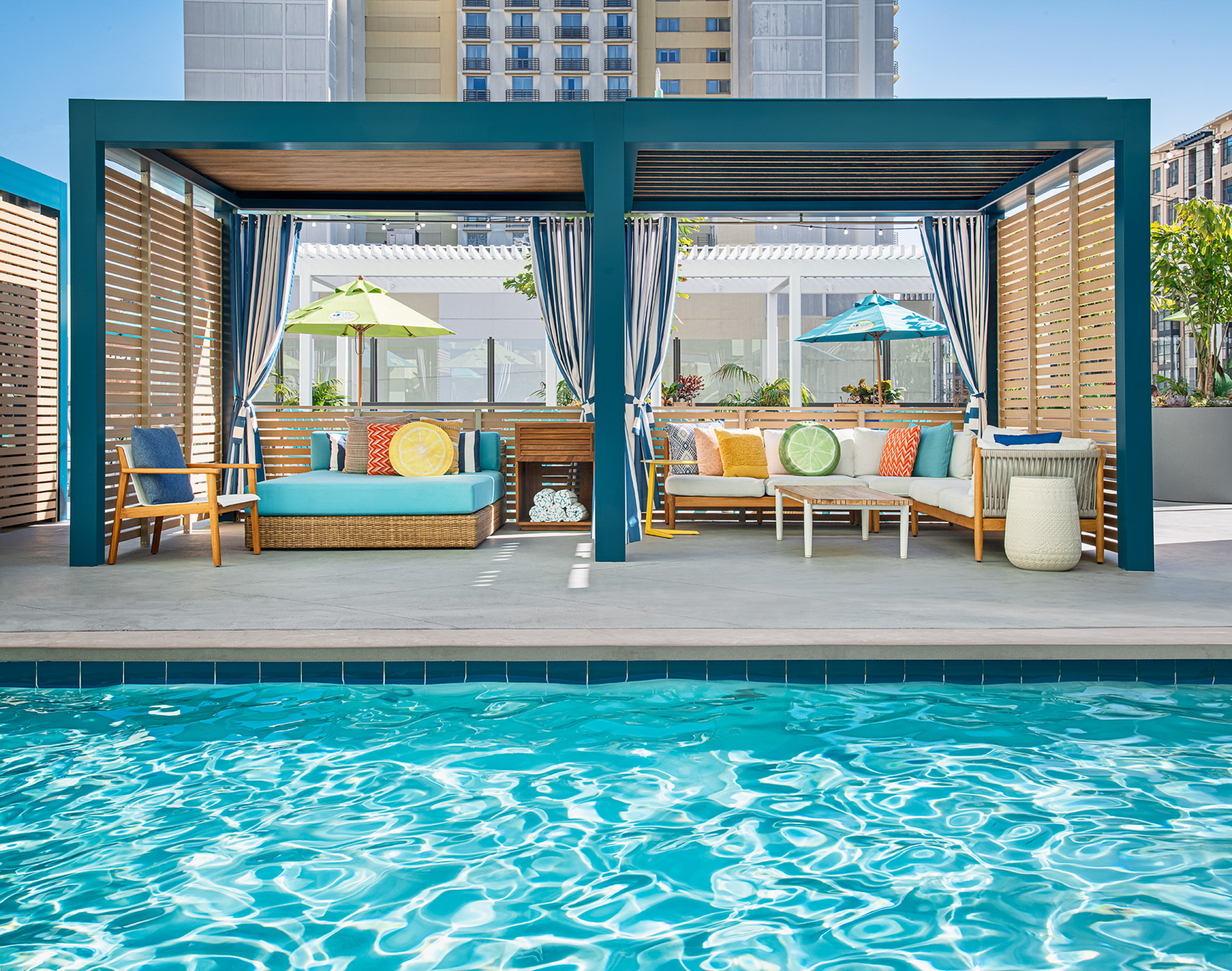 Margaritaville Hotel San Diego Gaslamp Quarter 56/59