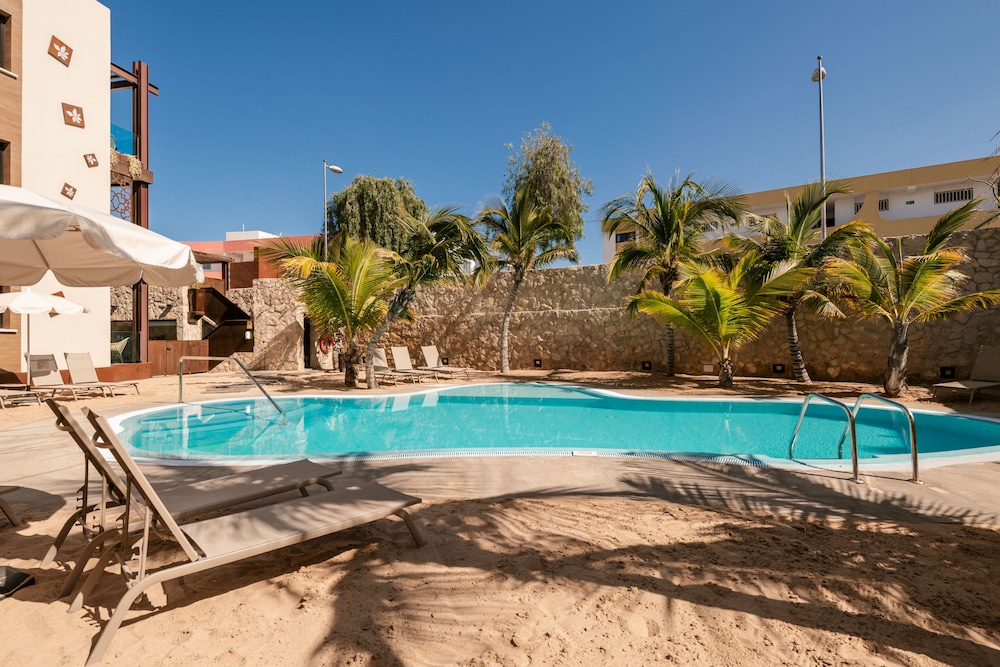 Alhambra Boutique by TAM Resorts 45/50