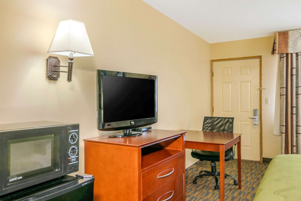 Quality Inn Klamath Falls - Crater Lake Gateway 38/41