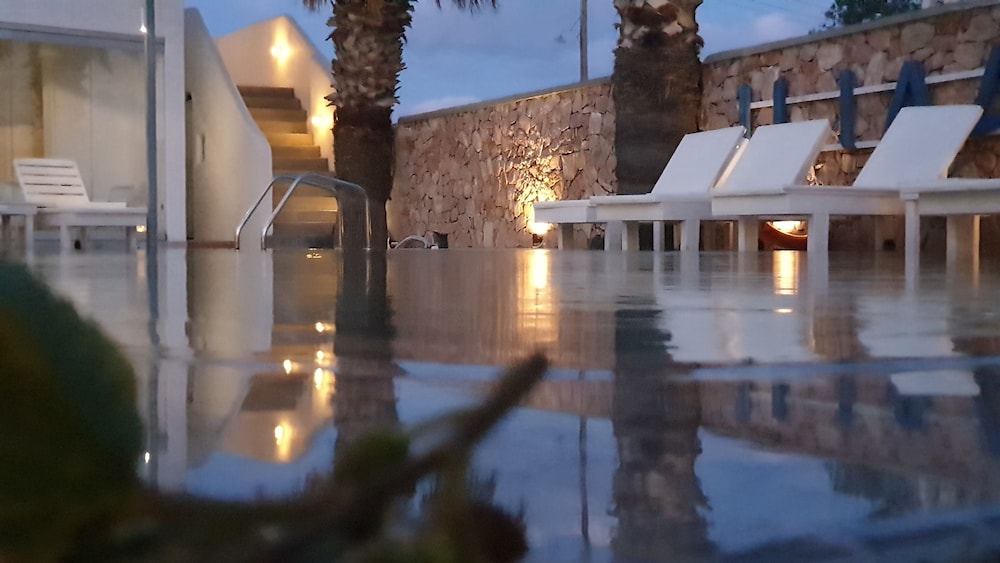 Iliada Hotel Santorini 57/63