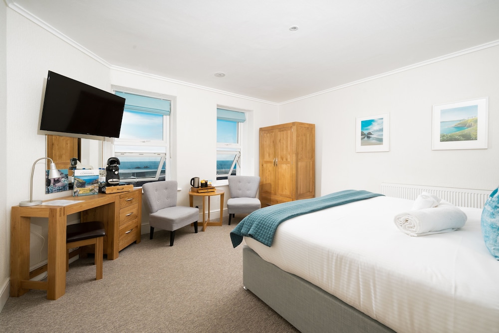 The Lands End Hotel 13/50