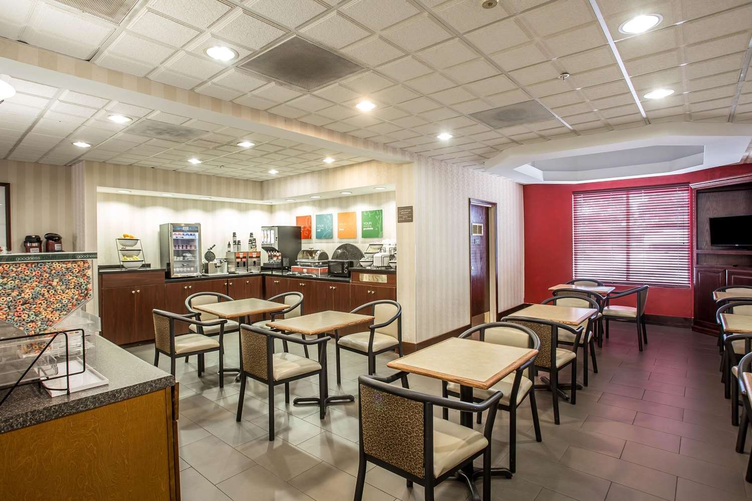 Comfort Inn & Suites Ft.Jackson Maingate 32/33