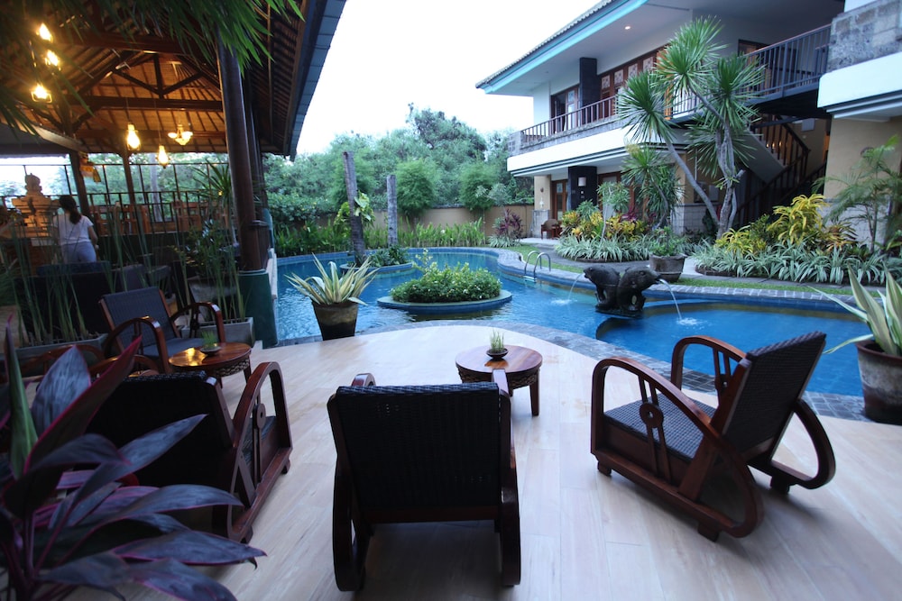 Sanur Seaview Hotel 57/58