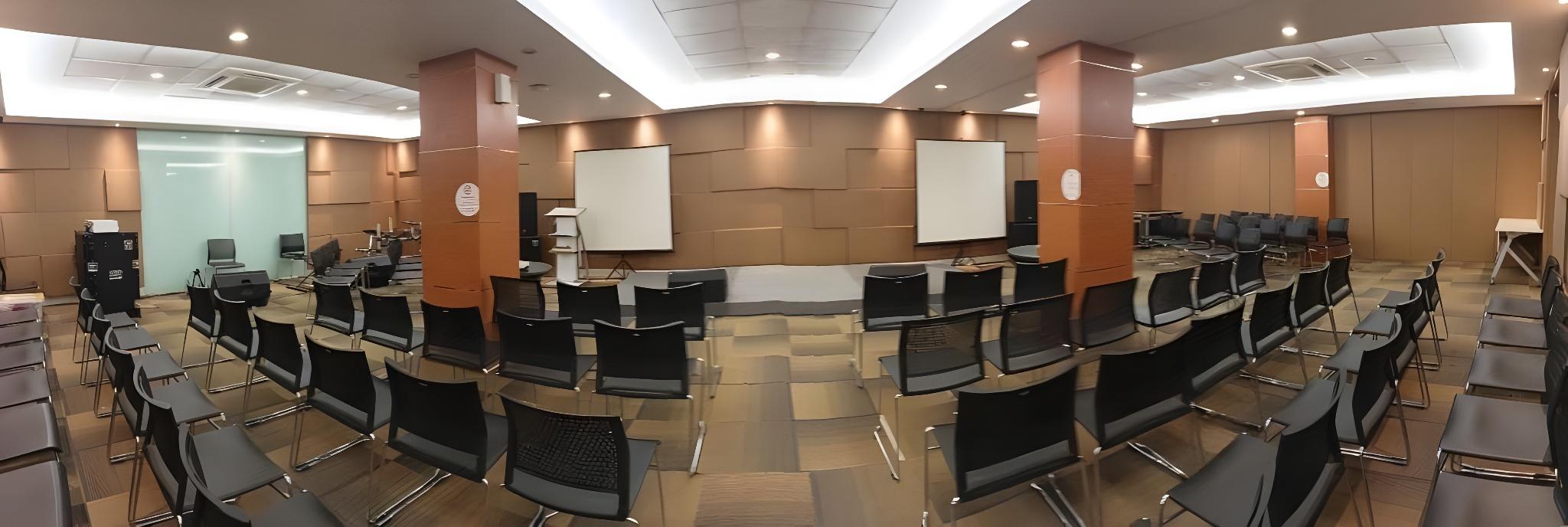 Grand Citihub Hotel @Kartini 29/31