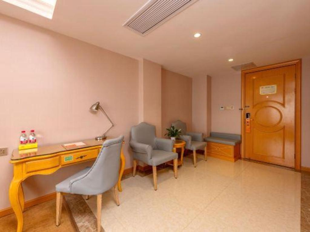 Vienna Hotel Gongcheng Tianjie 45/61