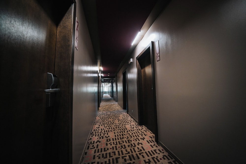 Kongres Hotel Roca 72/76