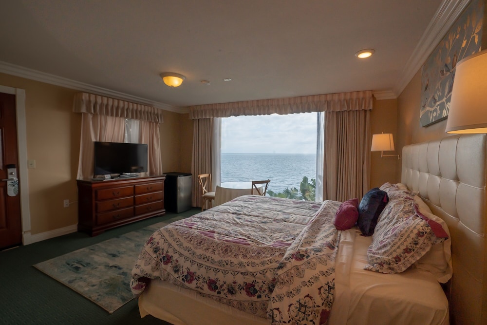 Cliff House Inn 7/71