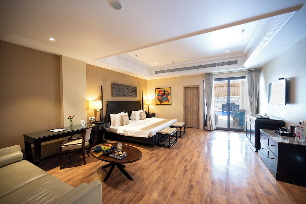 Essentia Luxury Resort & Spa Udaipur 18/61