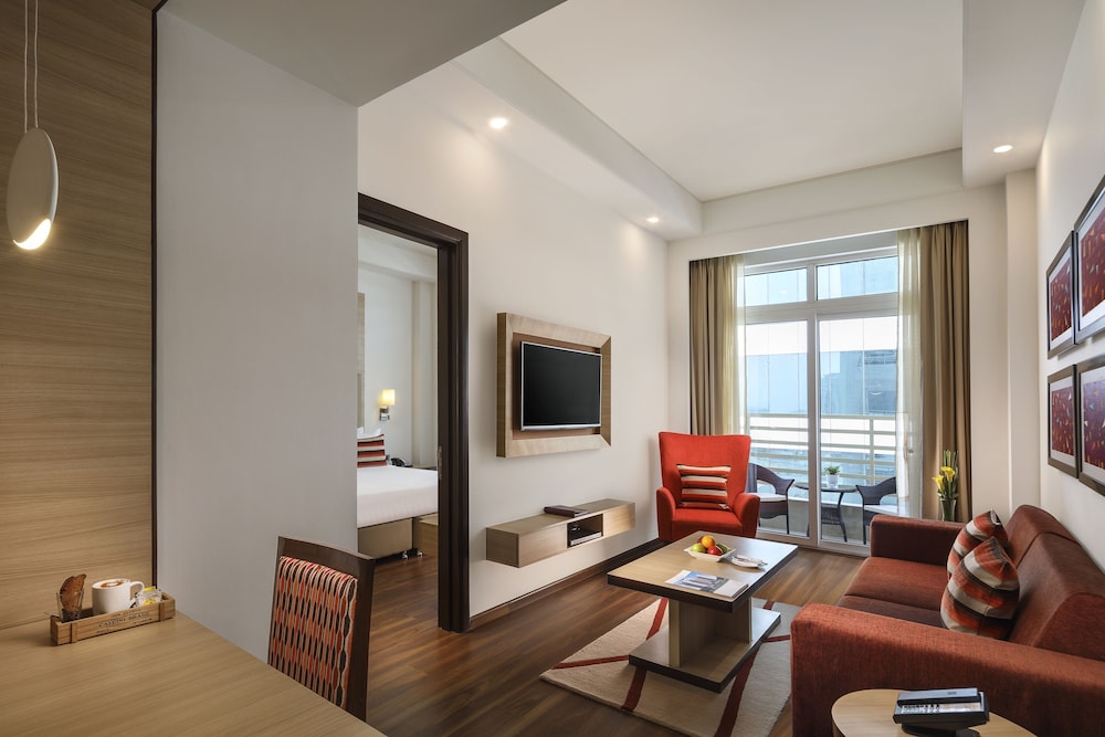Sandal Suites Op. By Lemon Tree Hotels 29/50