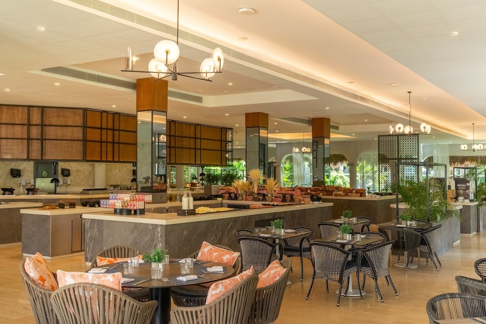 Grand Palladium White Sand Resort Spa All Inclusive 37/50
