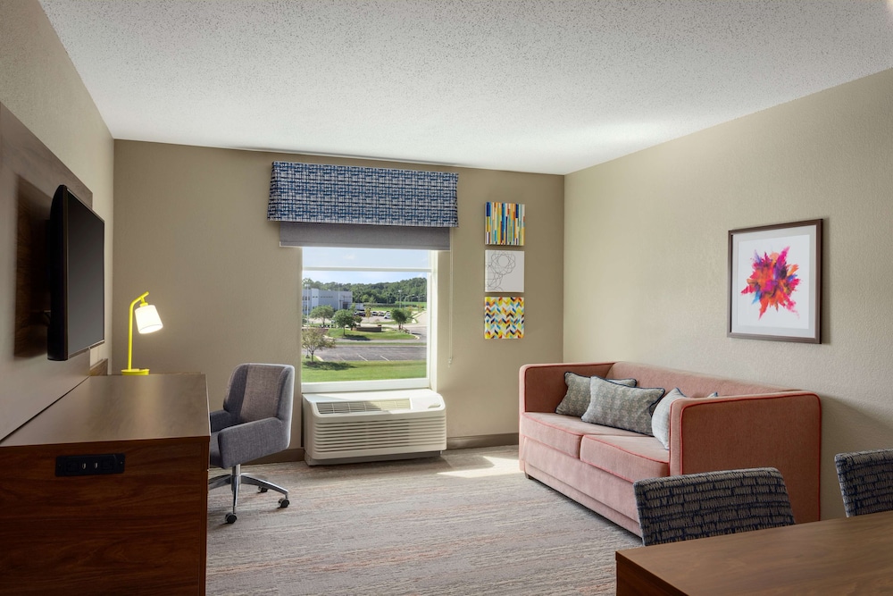 Hampton Inn St Louis Columbia 19/37