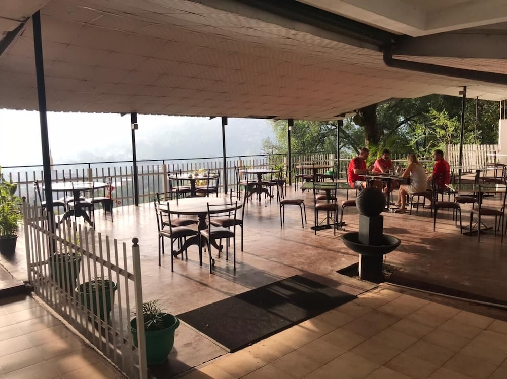 Tamarind Tree Inn 30/47