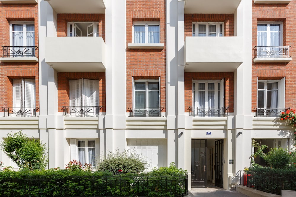 ホテル レジデンス パリ アニエール 写真2