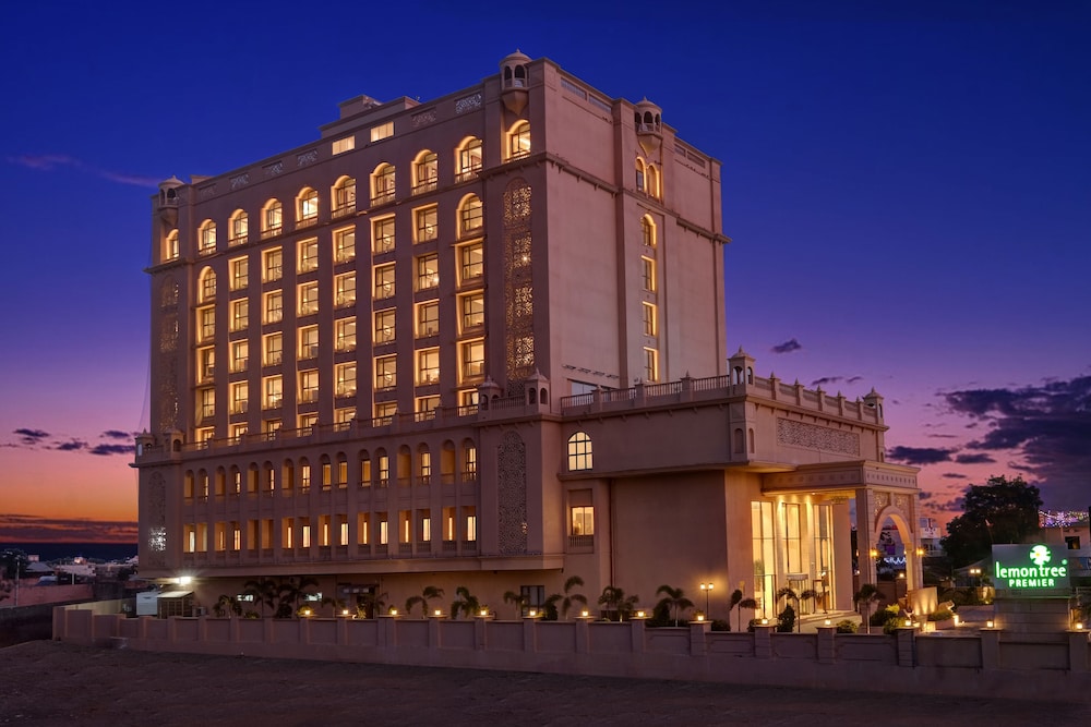 Lemon Tree Premier, Dwarka 2/50