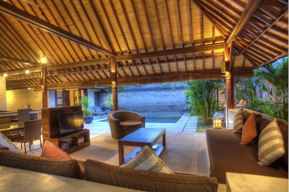 Gili Villas 37/58