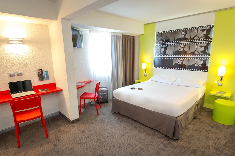 Ibis Styles Cannes Le Cannet 11/67