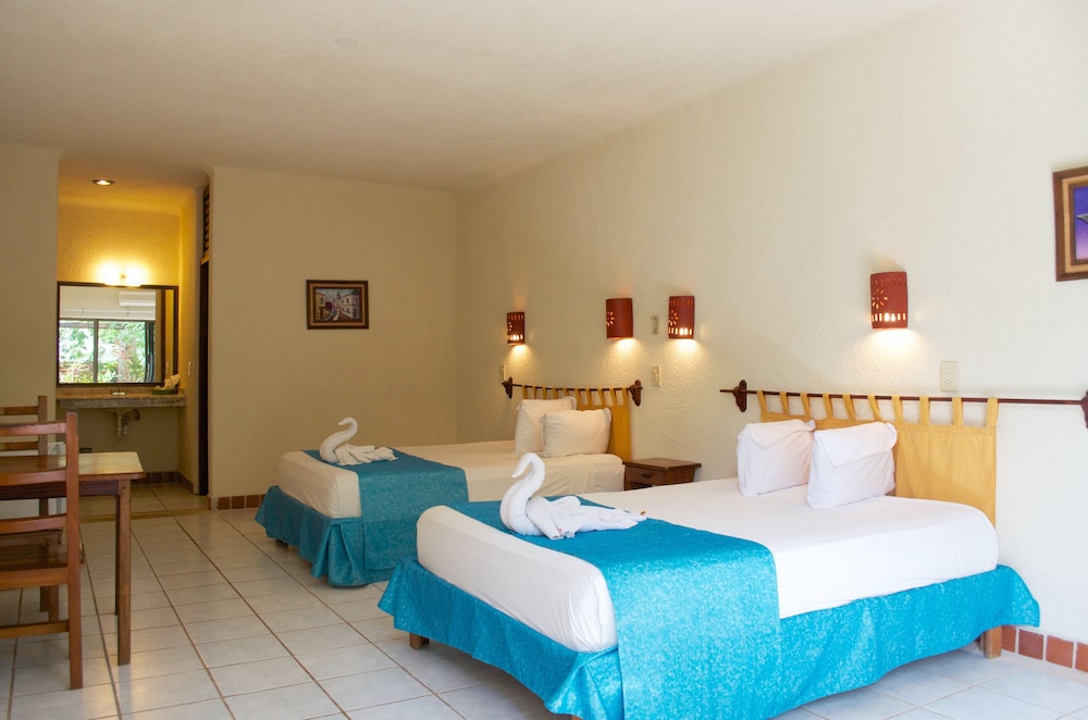 Pelicano Inn 15/67