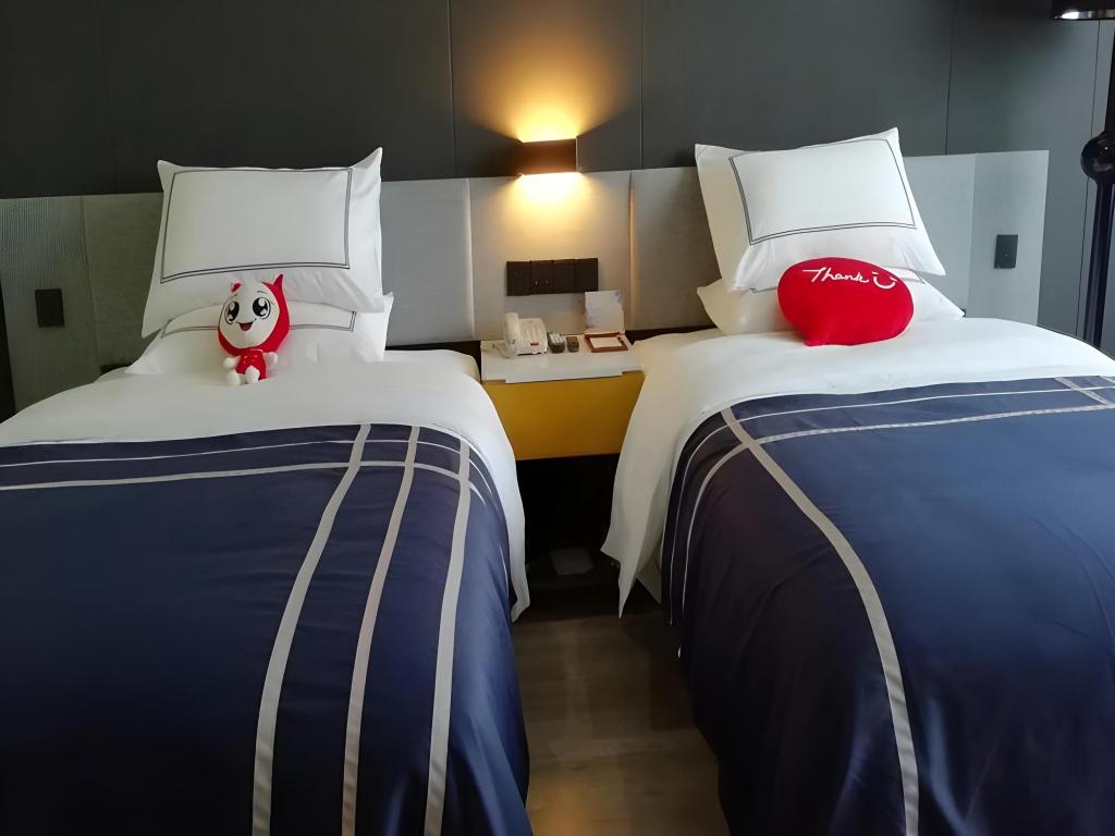 Lano Hotel (Guiding Yongchao Pedestrian Street) 3/54