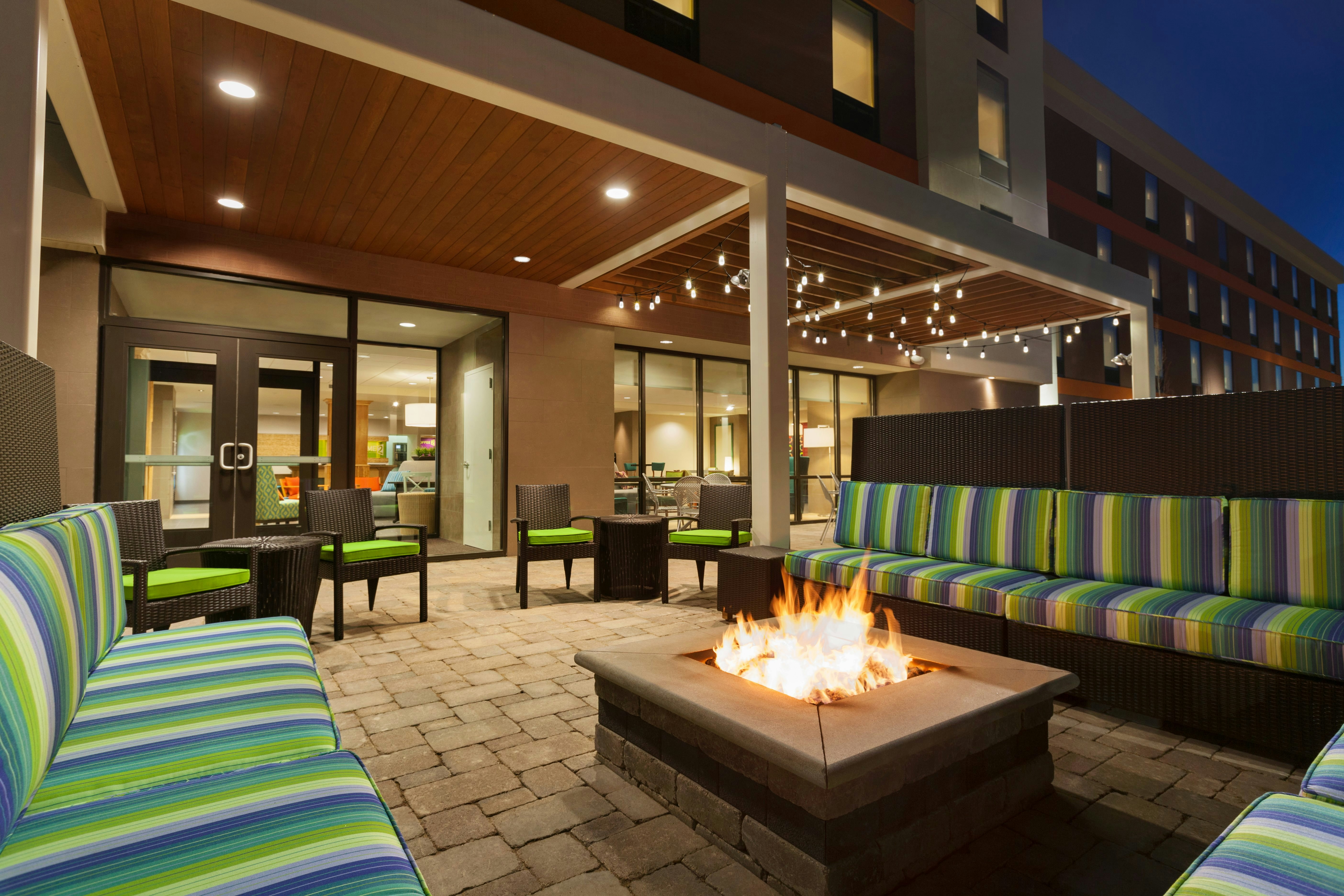 Home2 Suites By Hilton Champaign / Urbana Il 10/13