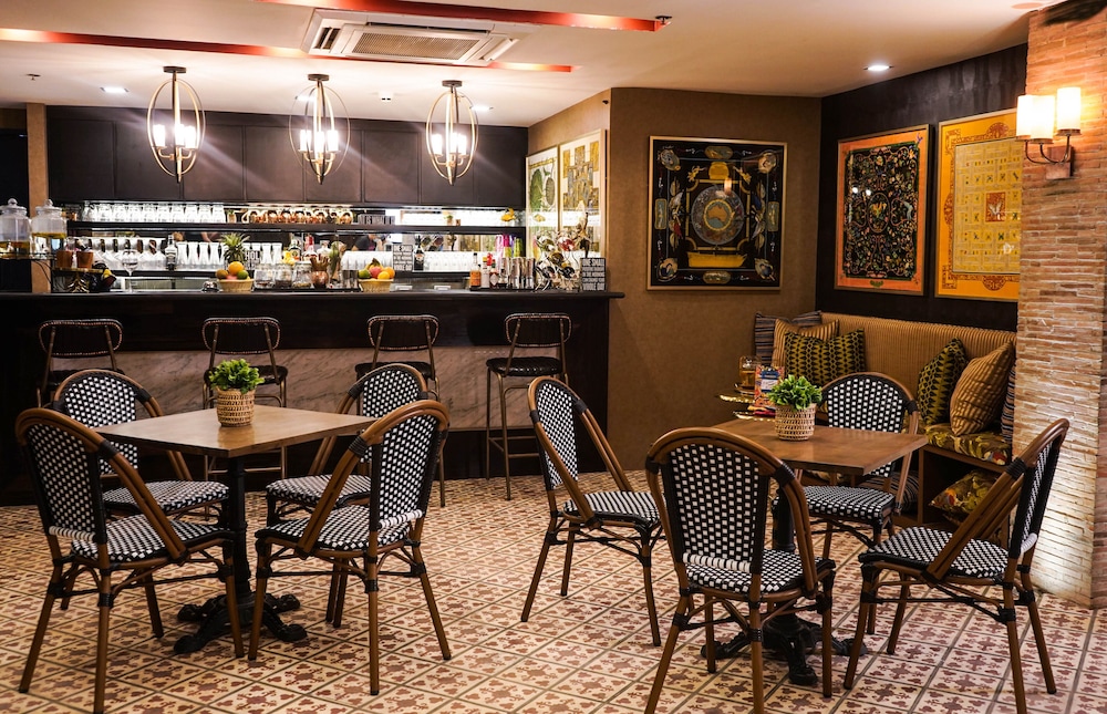Unwnd Boutique Hotel Makati 49/63