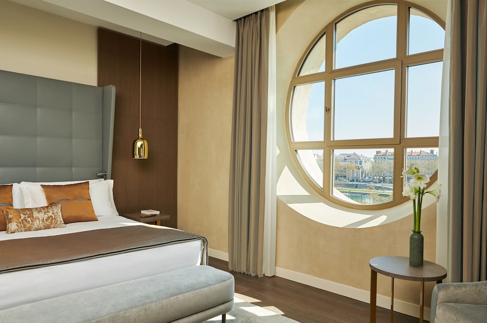 InterContinental Lyon - Hotel Dieu by IHG 10/79