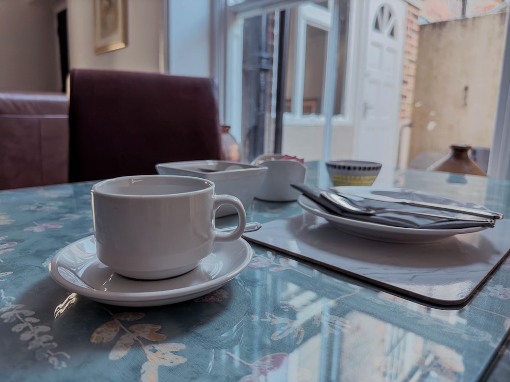 Newport Quay Bed And Breakfast 29/45