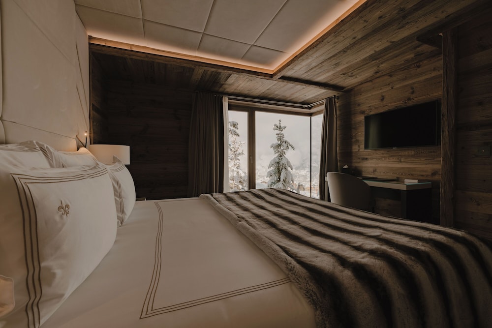 Ultima Courchevel Belvedere 15/50