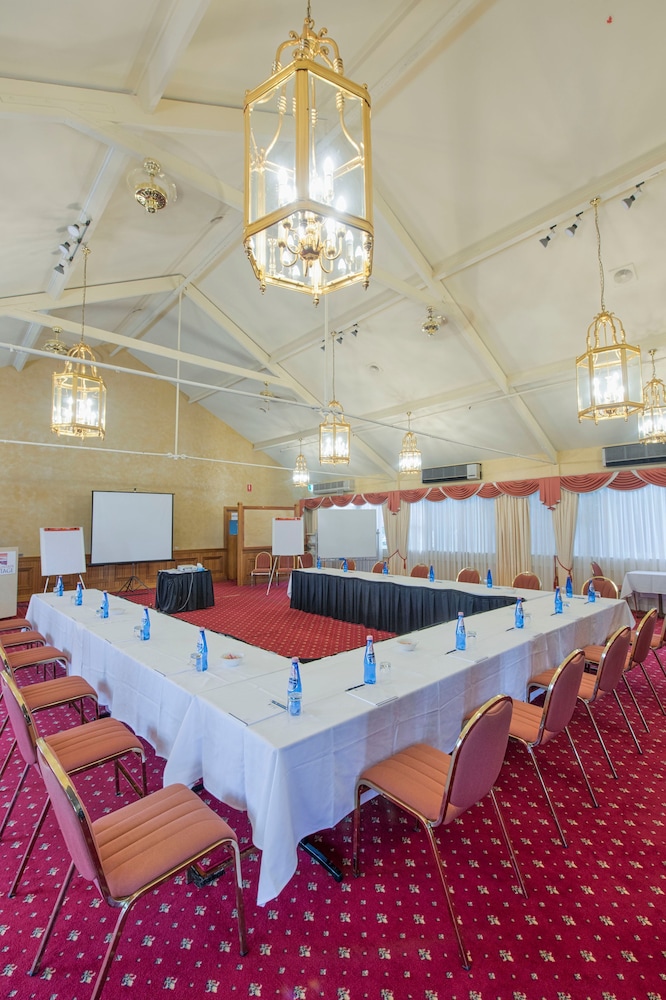 Mountain Heritage Hotel And Spa Retreat 41/50