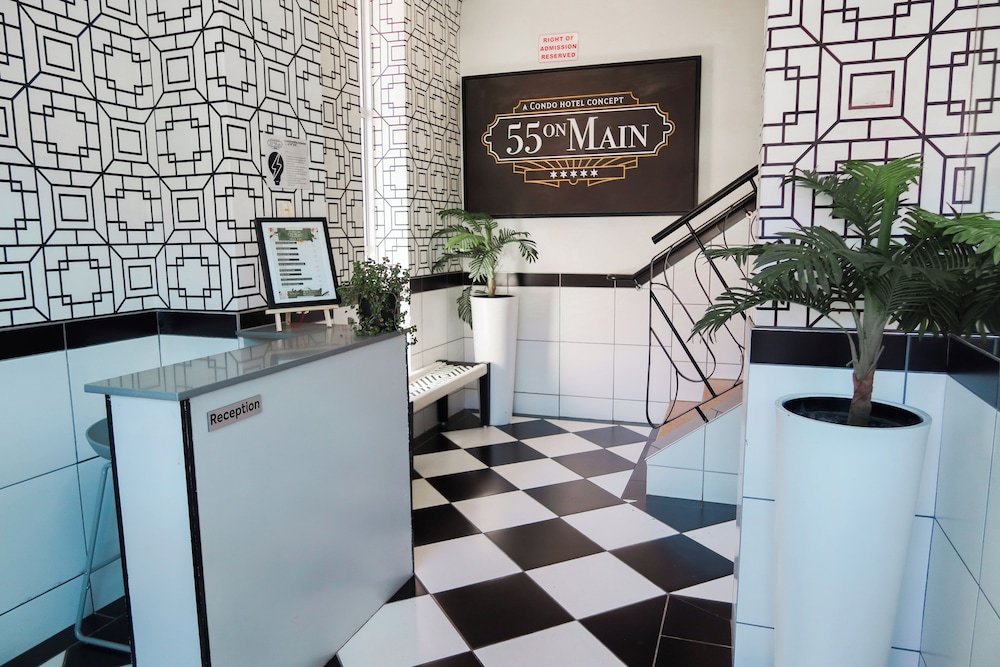 55 on Main 2/34
