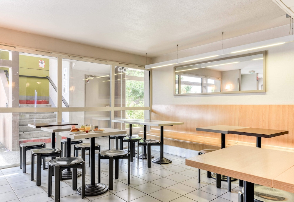 B&B Hotel Montpellier (2) 24/35