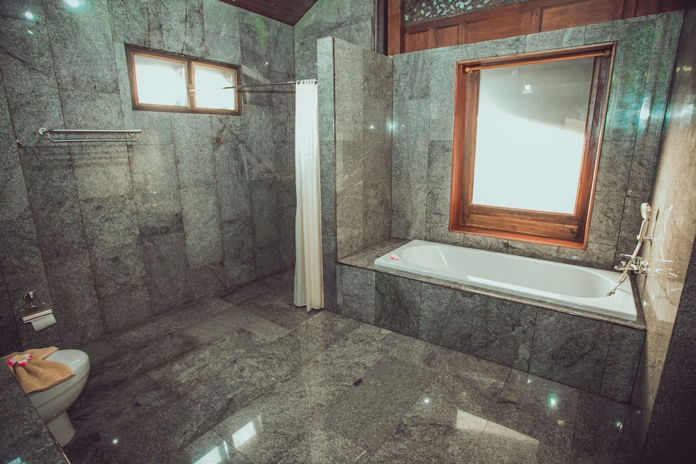 Sasitara Thai Villas 71/74