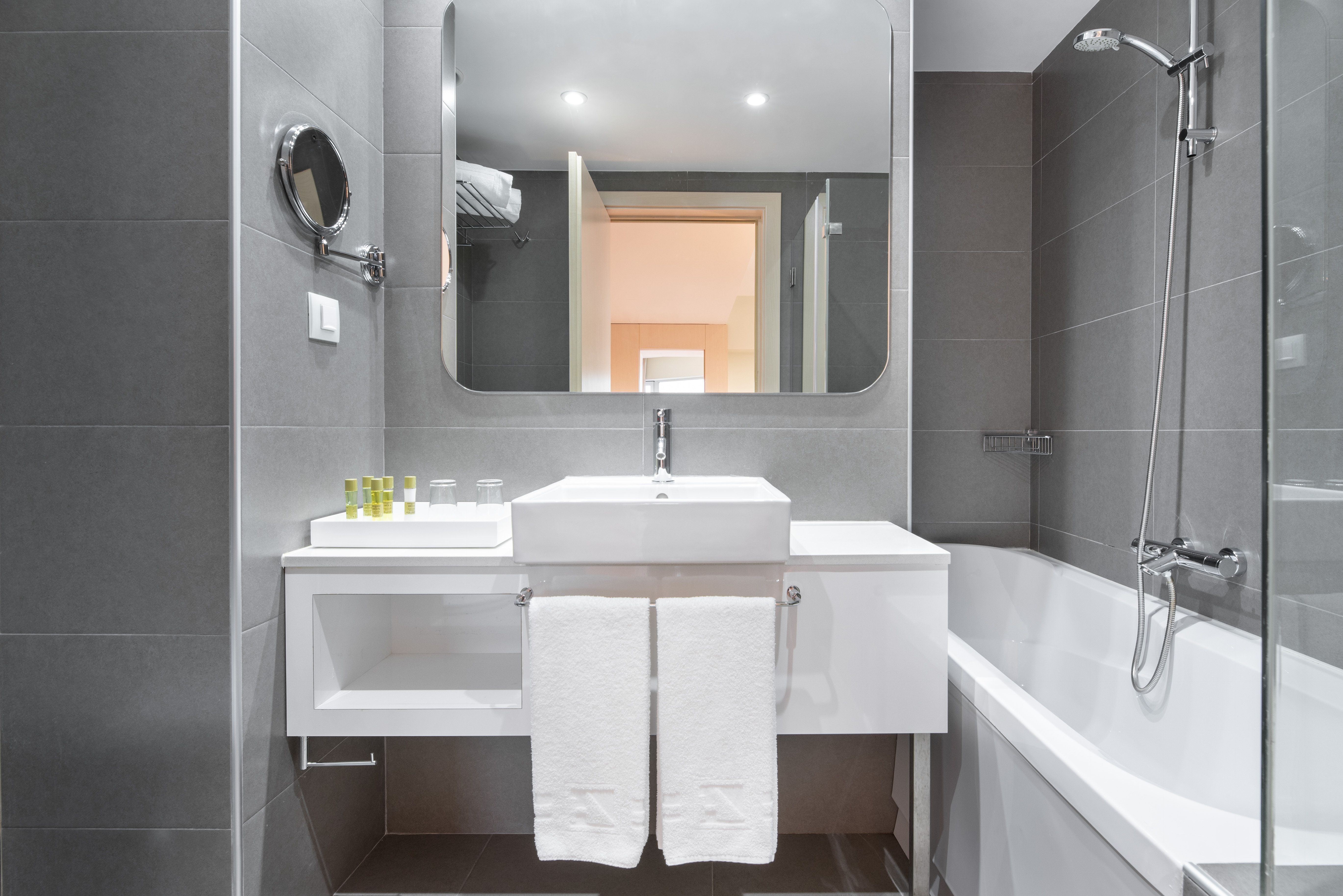 Eurostars Oasis Plaza 50/50