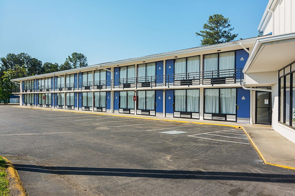 Motel6 Cleveland, TN 34/40