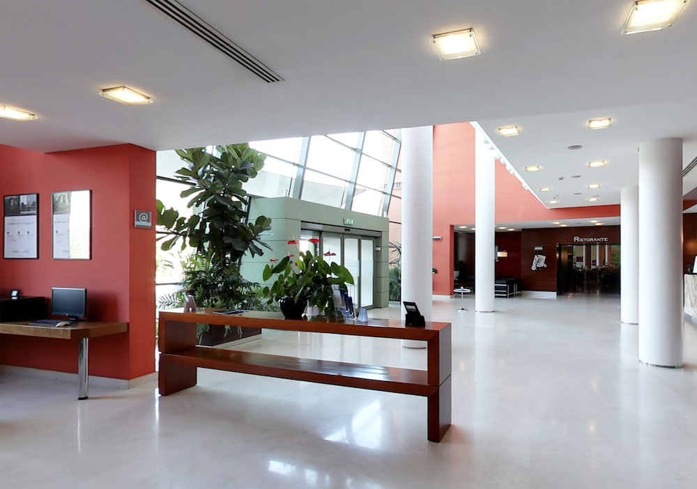 Mercure Genova San Biagio 4/72