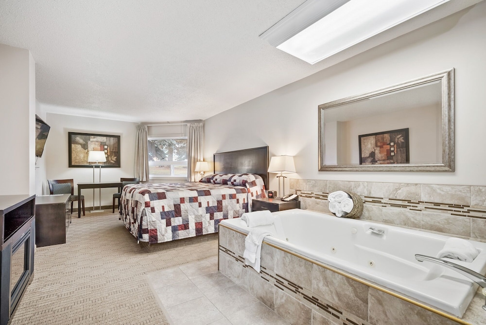 Guest House Inn And Suites 28/46