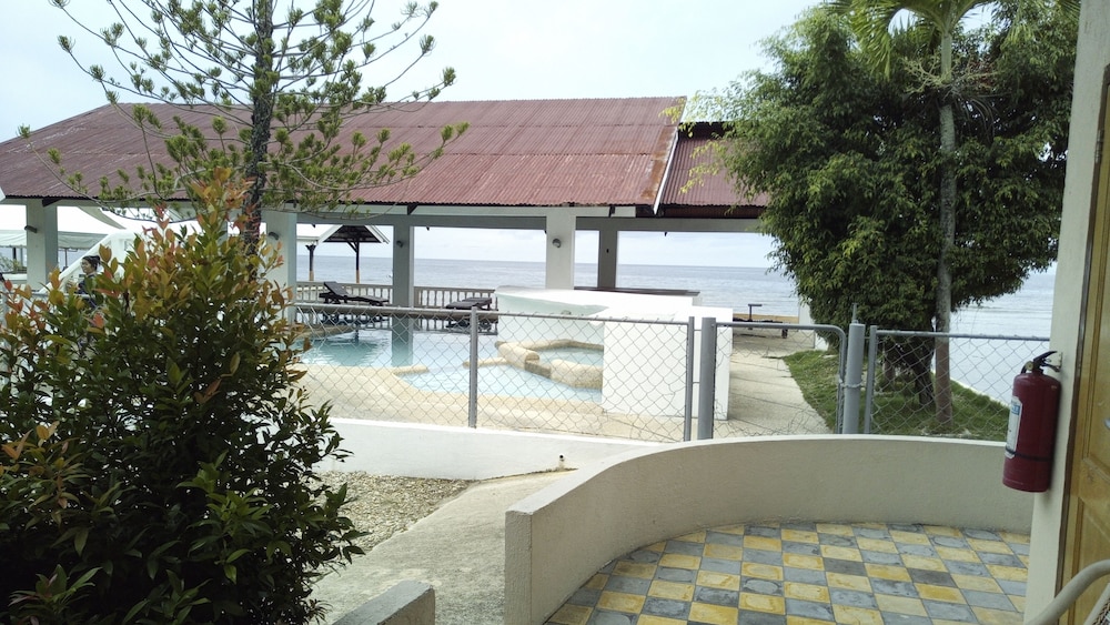 Ocean Bay Beach Resort 44/50