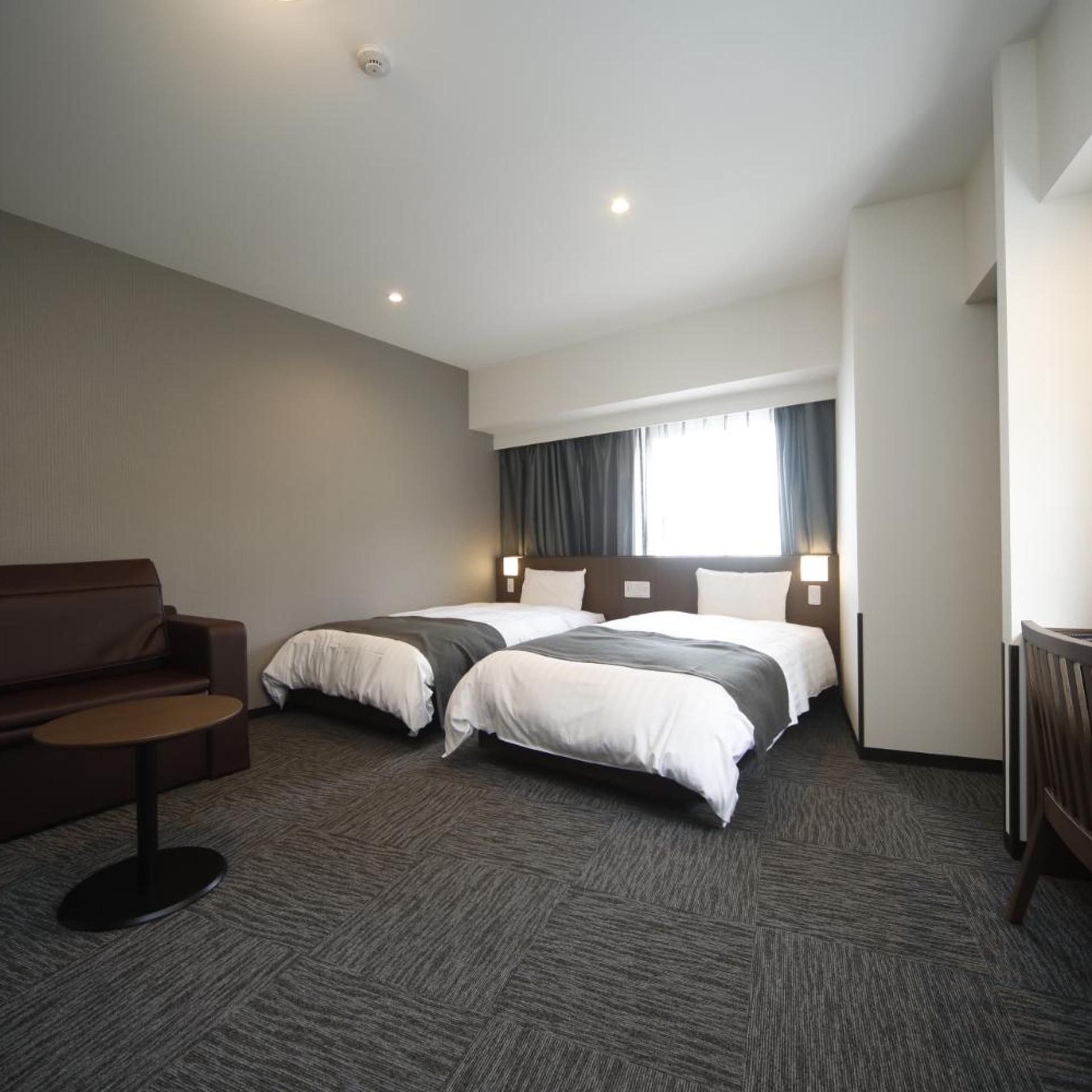 Room, Twin Beds, Sofa