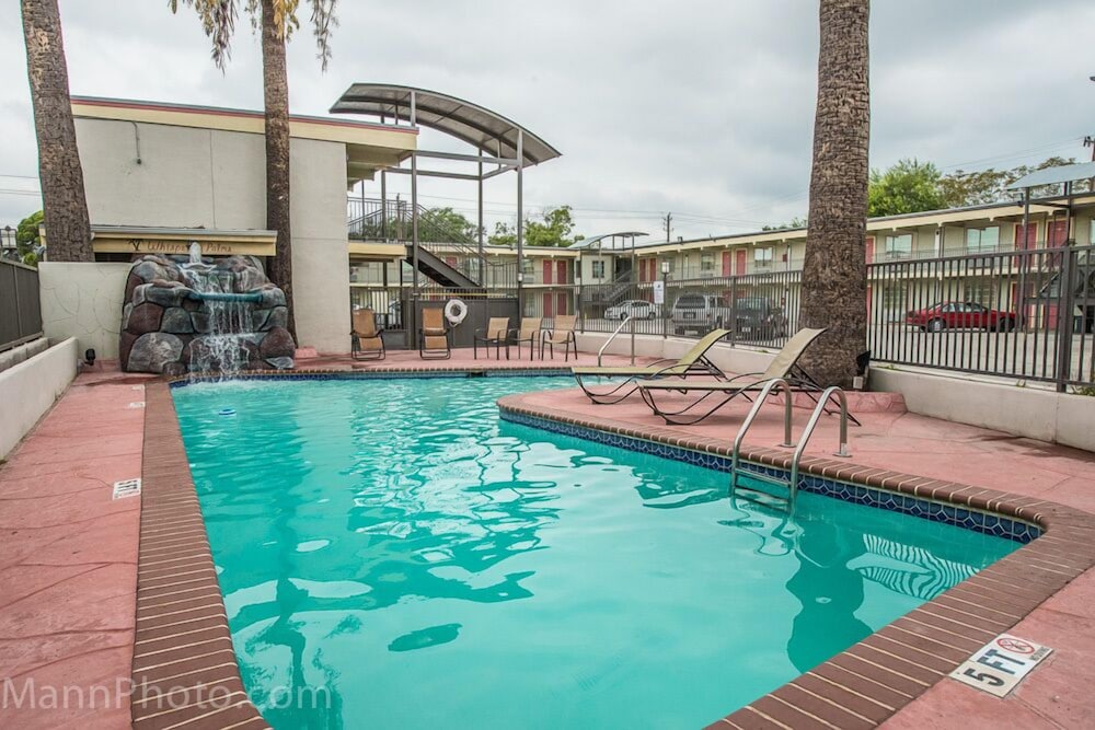 Whispering Palms Inn 19/35