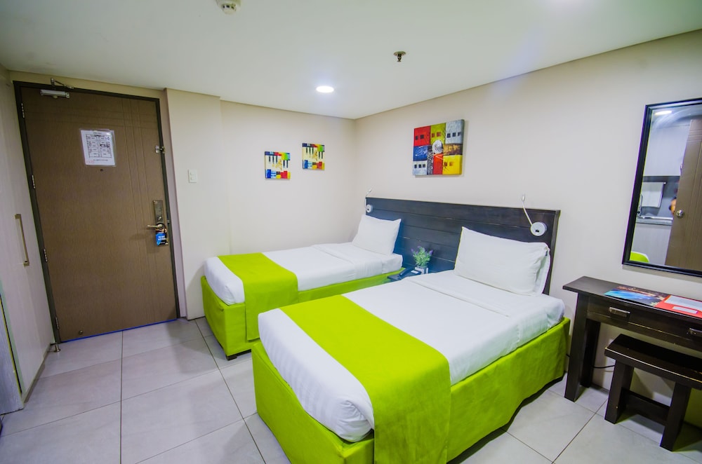 Jade Hotel Suites 22/66