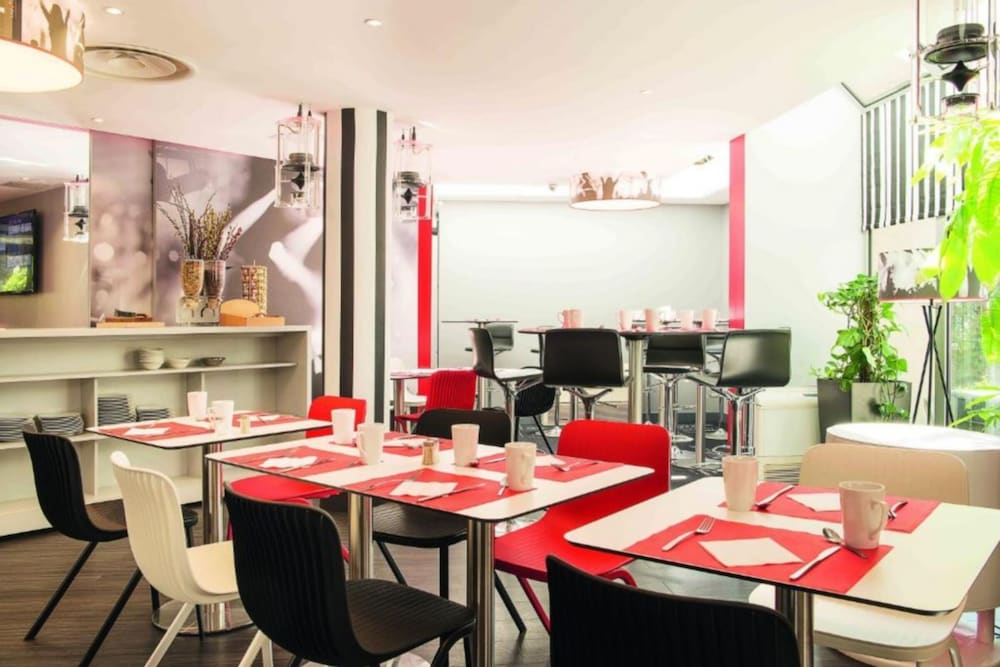 Kyriad Paris Nord Porte de Saint Ouen Formely Alliance Hotel Paris Porte de Saint Ouen 44/50