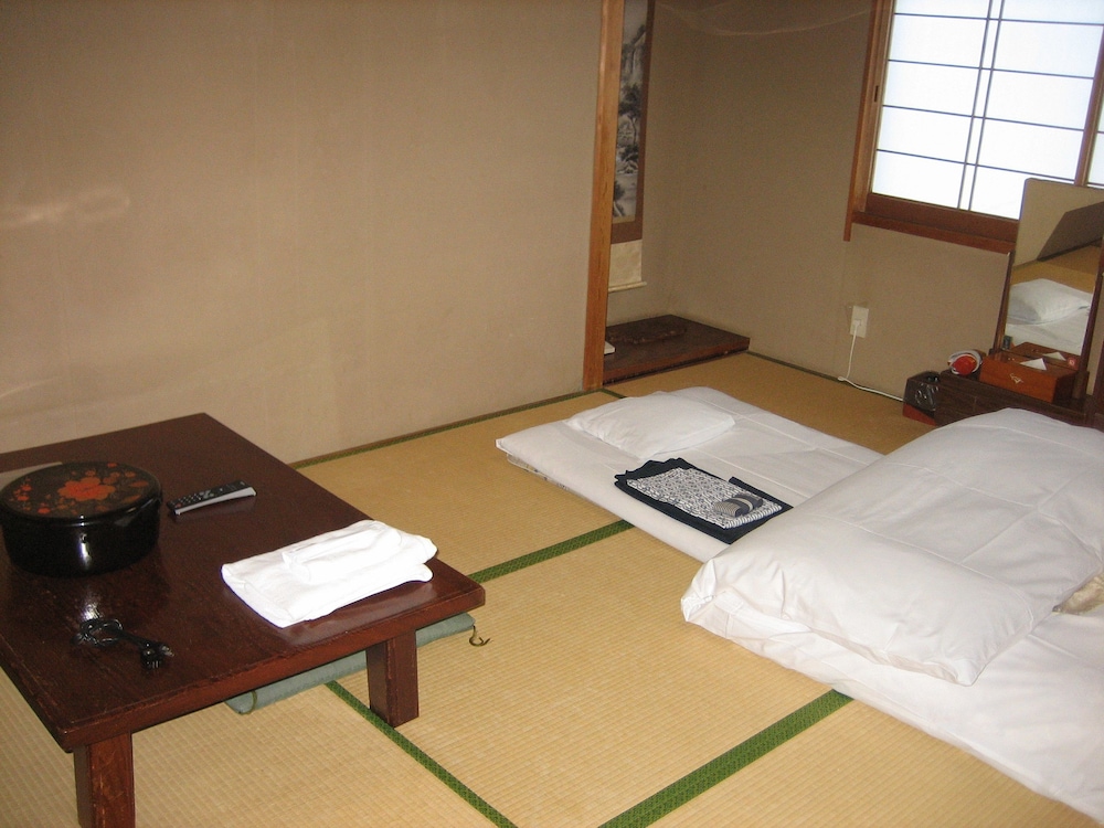 Katsuya Inn 14/48