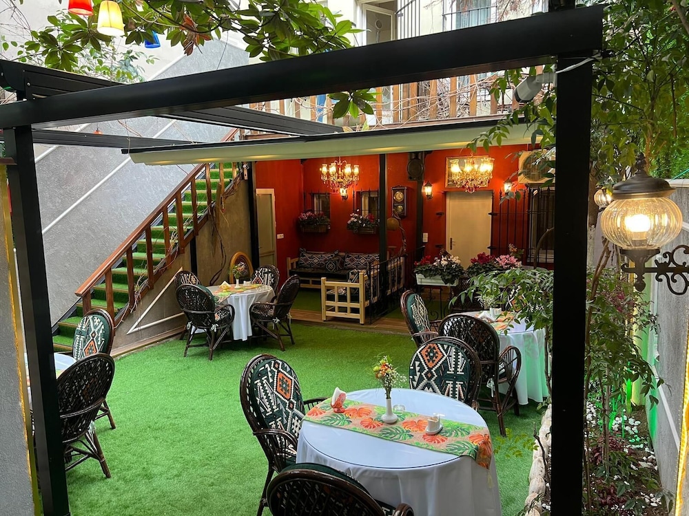 Moda Suites 4/50