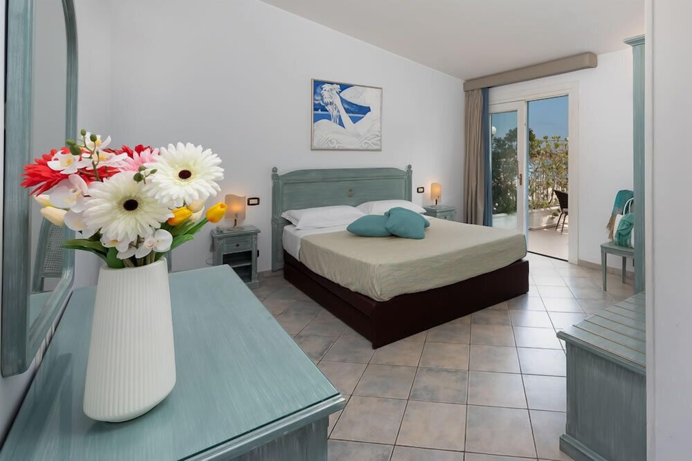 JUNIOR SUITE, STUDIO