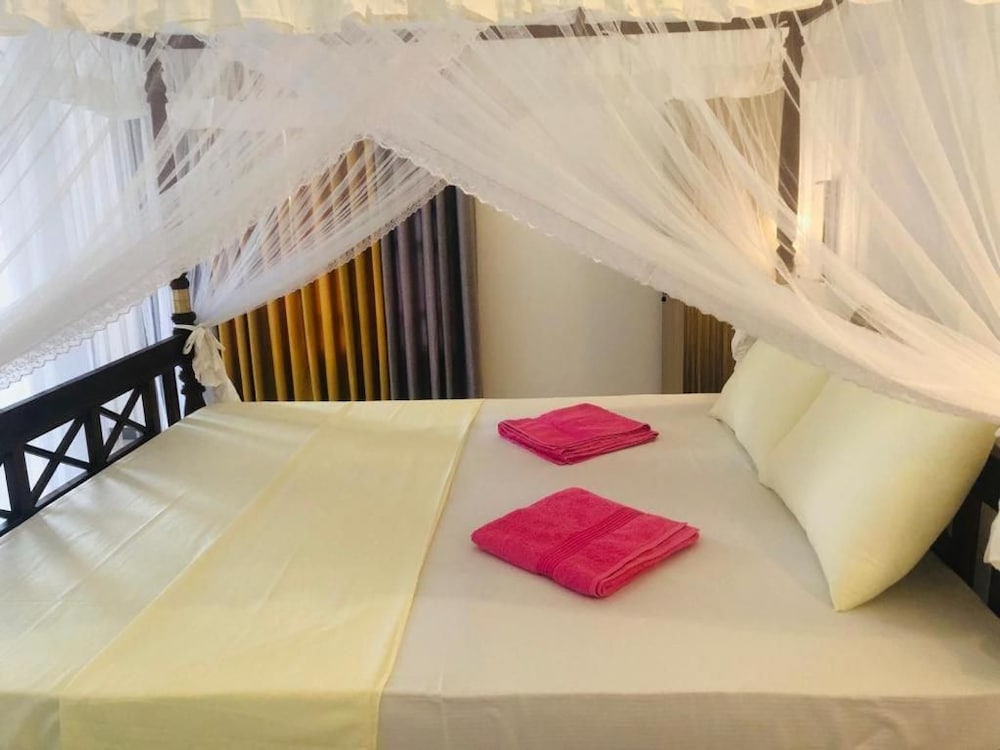 Coral Palm Villa And Apartment 19/50