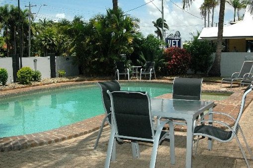 Alara Motor Inn 2/2