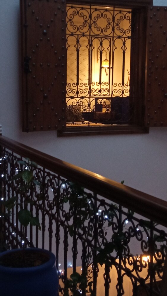 Riad Heklek 7/50