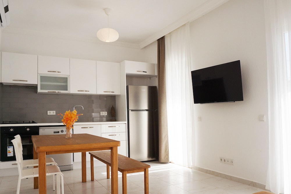 Daphnis Hotel 35/46