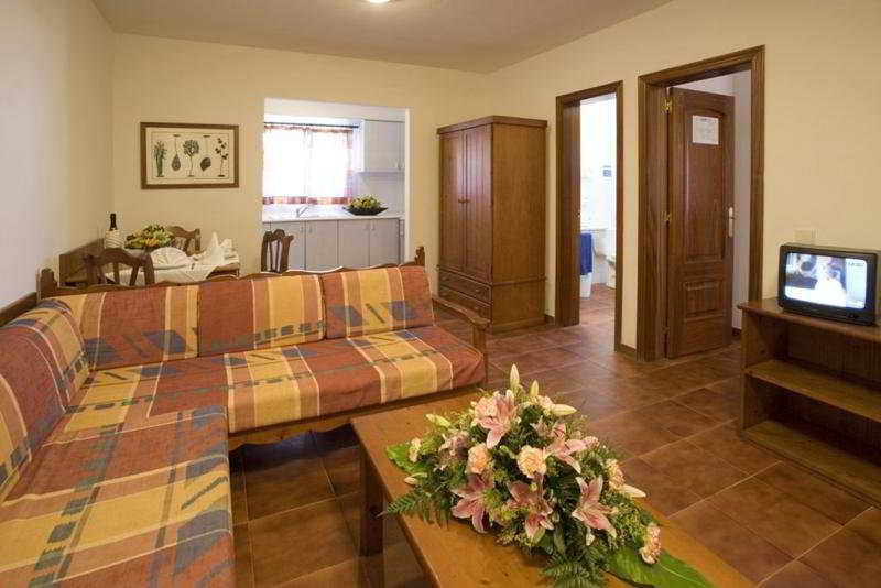 Rio Playa Blanca Hotel 8/22
